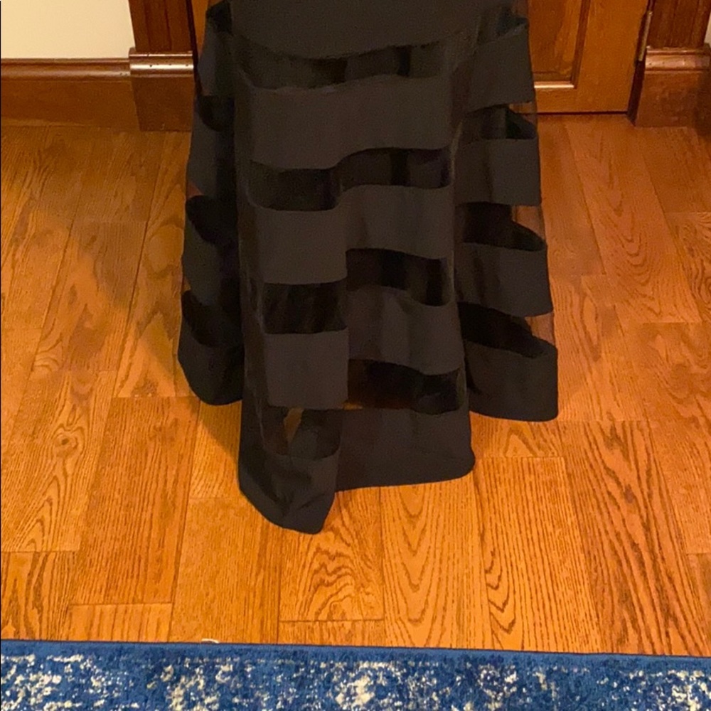 Dress - Picture 4 of 5